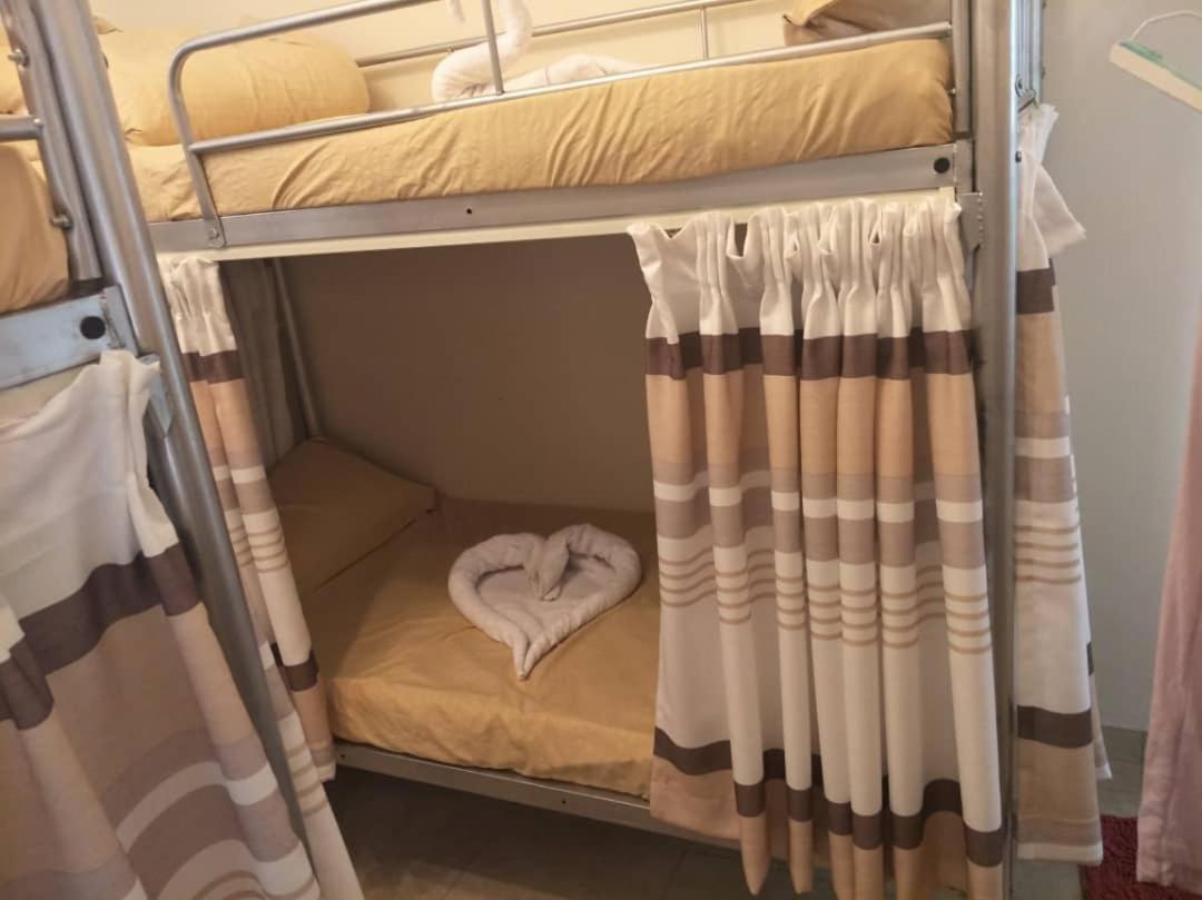 California Hostel Дубай Екстериор снимка