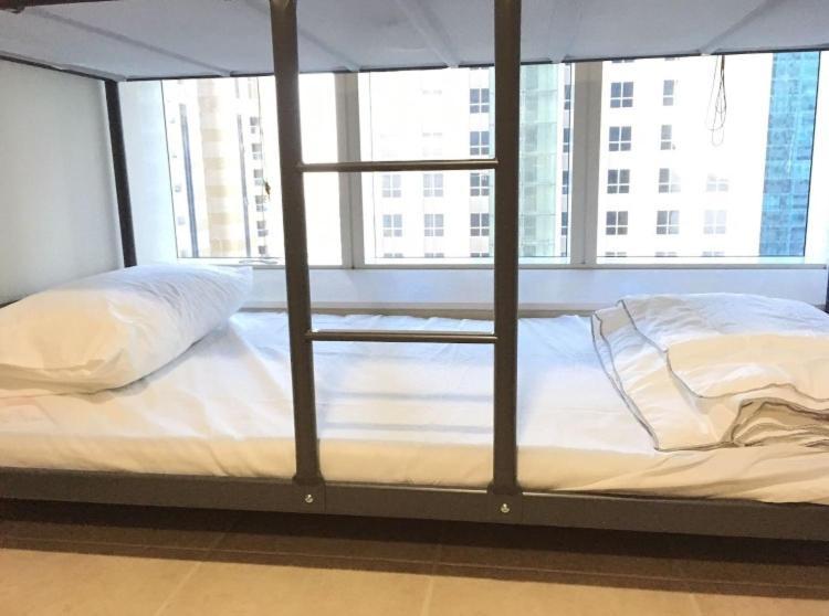 California Hostel Дубай Екстериор снимка
